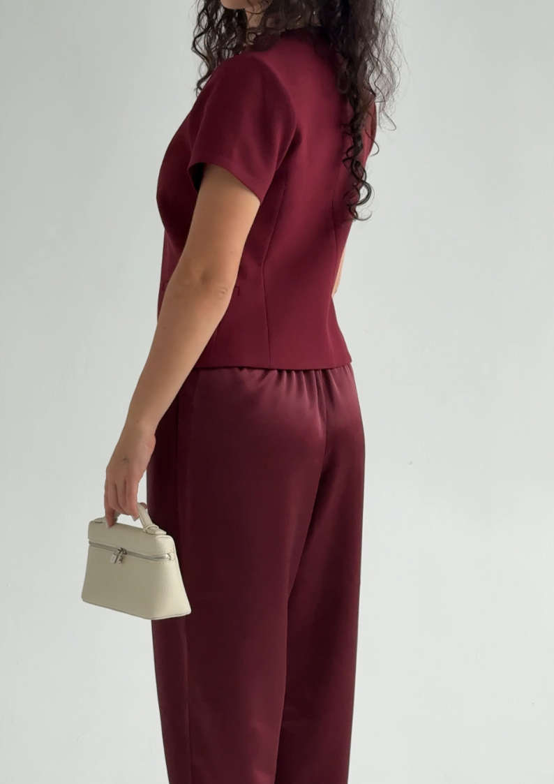 Casey Vest- Cranberry