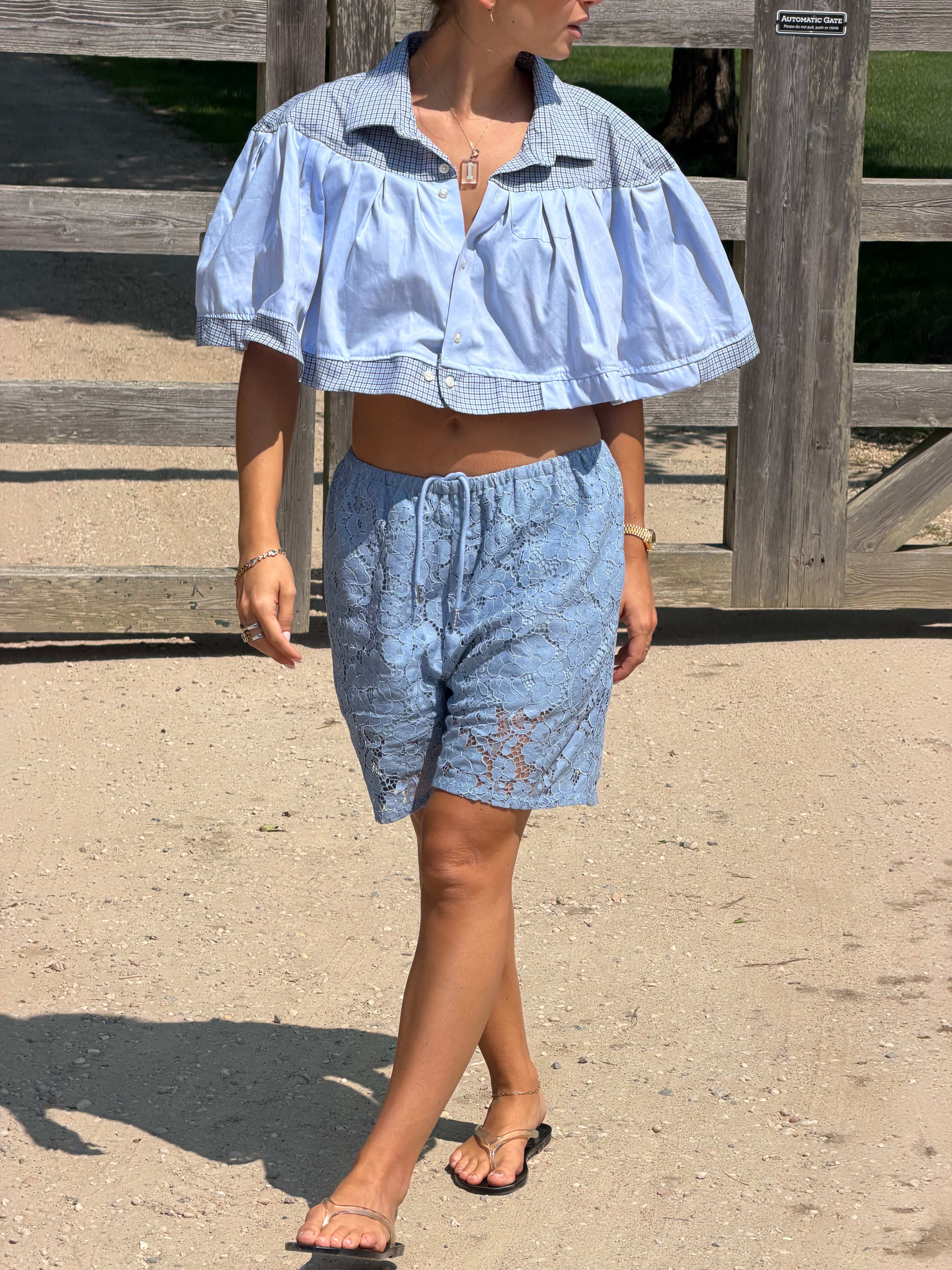 LACE MIDI SHORT blue
